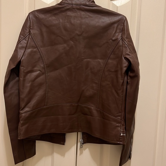 Levis Faux-Leather Latch Collar Moto Racer Jacket - Picture 9 of 11